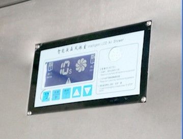 Douche d'air pour deux personnes. Un design en acier inoxydable et économe en énergie. Certifié ISO pour les laboratoires pharmaceutiques.