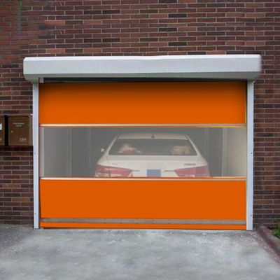 Porte roulante industrielle automatique avec des rideaux en PVC résistants aux chocs à haute vitesse de 2,0 m/s et une isolation économe en énergie pour entrepôts