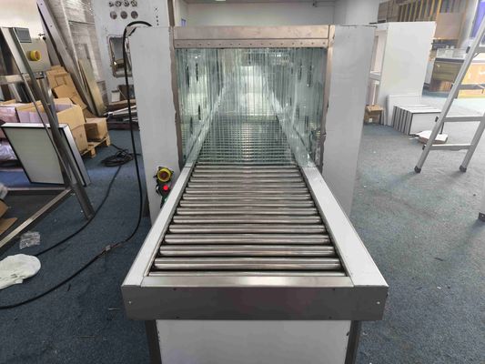 Douche d'air à rouleaux transportés avec double filtre HEPA et cadre en acier inoxydable 304 pour le système de transfert de salle blanche conforme à la norme ISO 14644 et GMP