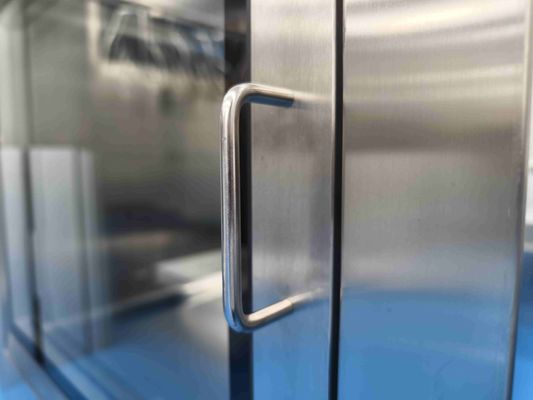 Boîte de passage de verrouillage électronique à double chambre en acier inoxydable avec stérilisation UV pour le contrôle de la contamination des salles blanches
