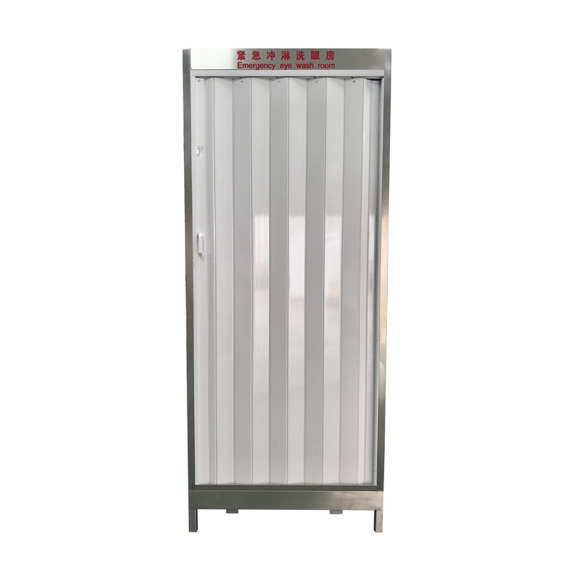 Salle de douche et de lavage des yeux en cas d'urgence